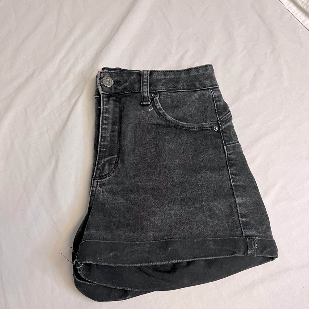 Butt, I love you high waisted shorts size(7-9)